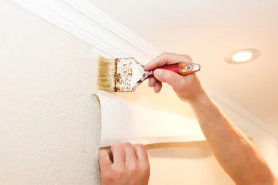 Pose de papier peint à Chambonchard — revêtements muraux et toiles de verre